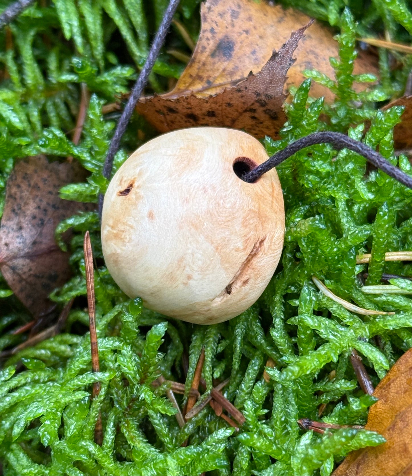 Baumperlenkette aus Eiche mit Labradorit